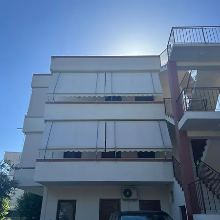 Aphrodite Apartamento Gjilek